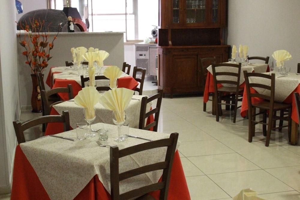 Hotel Nettuno Монтекатини-Терме Экстерьер фото