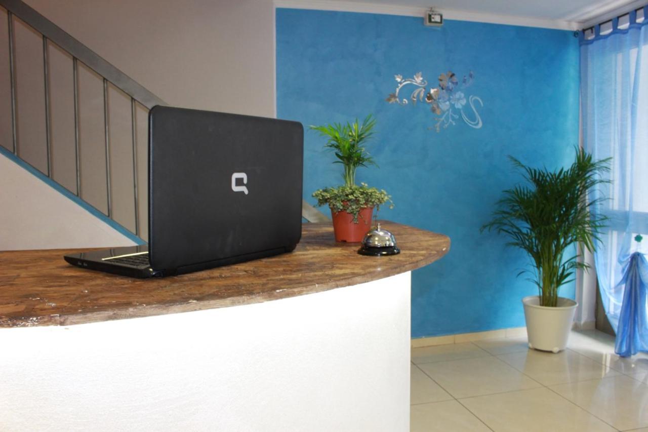 Hotel Nettuno Монтекатини-Терме Экстерьер фото