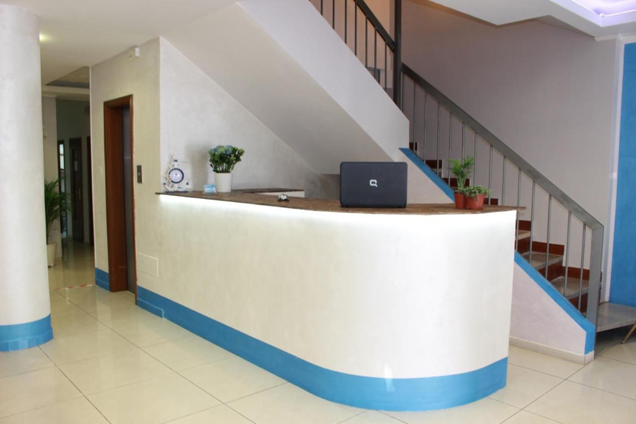 Hotel Nettuno Монтекатини-Терме Экстерьер фото
