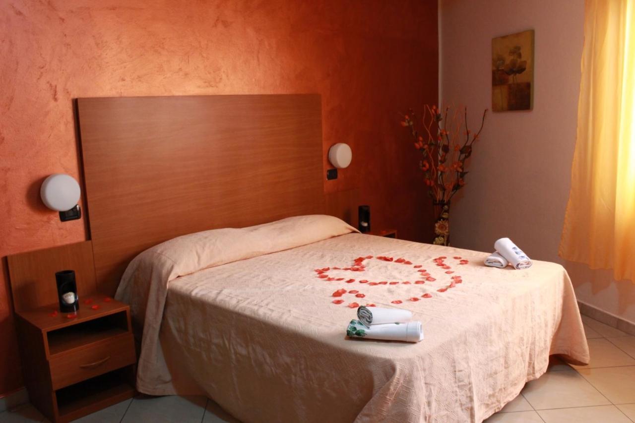 Hotel Nettuno Монтекатини-Терме Экстерьер фото
